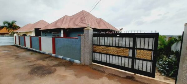 House for sale - Image 2
